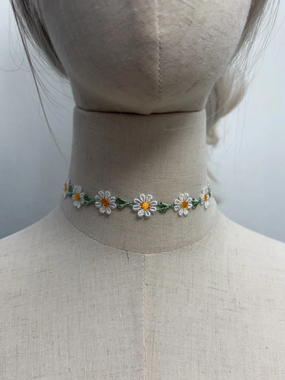 White Daisy Floral Choker Necklace Embroidered Flowers Cottagecore Coquette